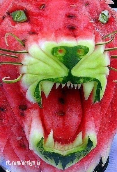 dn0OyKCOnf4.jpg